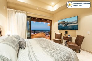 Room - Two Neighboring Ocean-View Penthouses - 5BR, Sleeps 12, Private Rooftops (Cabo San Lucas)
