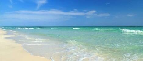 Liegestühle, Strandtücher