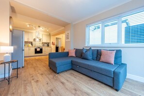 TV - Pandy Road (Bridgend)