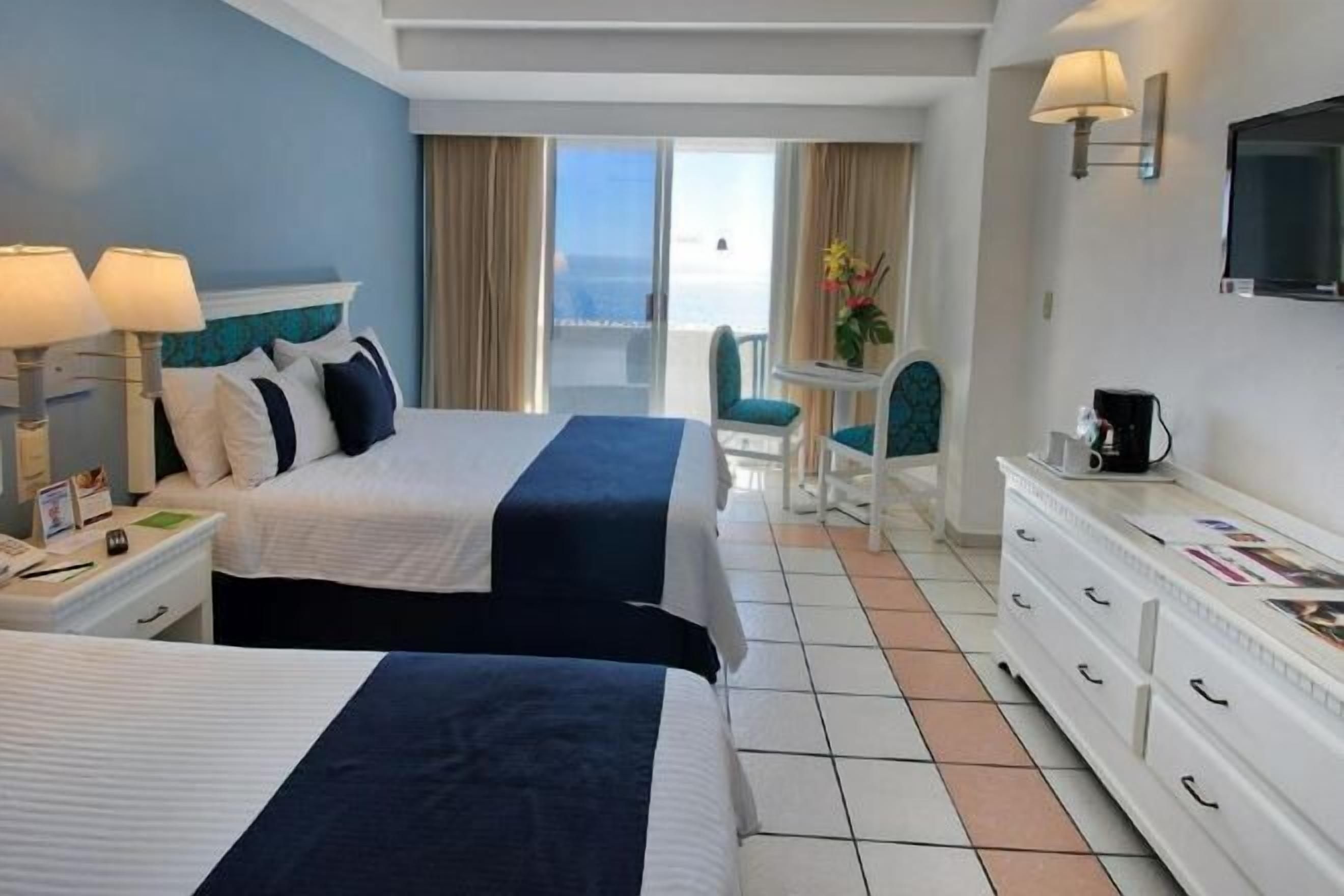 Fer et planche à repasser, lits bébé (gratuits)