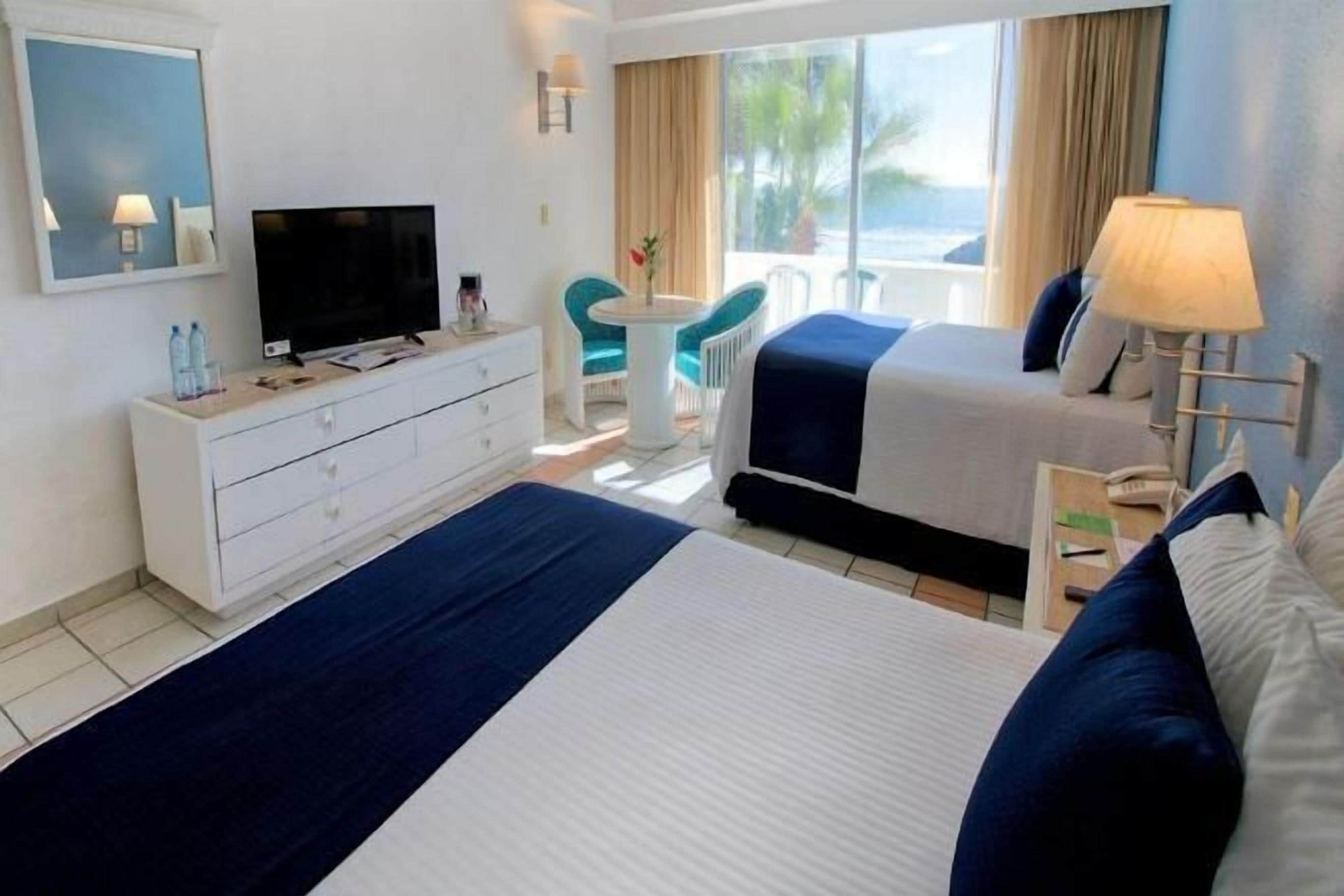 Fer et planche à repasser, lits bébé (gratuits)