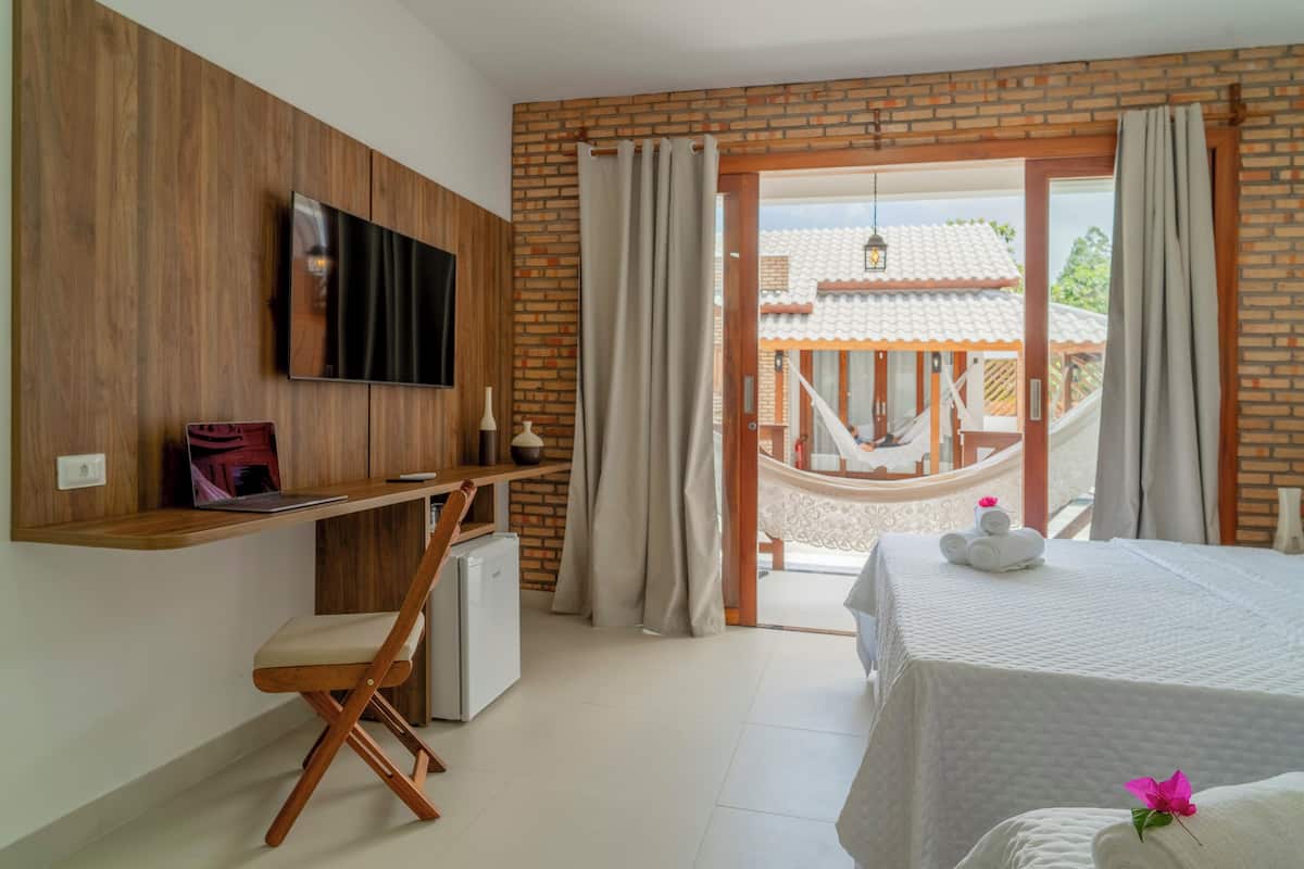 Deluxe Triple Room, Balcony