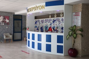 Reception - ASIM VE NURHAN KOCABIYIK OGRETMENEVI (Istanbul)