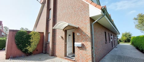 House | Exterior