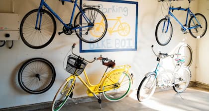 SE Sanctuary~Greenbelt Getaway~3-Bedroom House~Cruiser Bikes