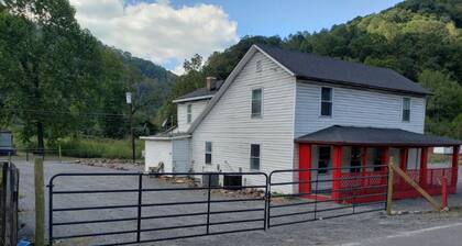 Cottage 5 In Eckman Central to Hatfield McCoy trails. ATV Rental Offered!
