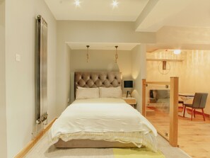 Apartment | 1 bedroom, iron/ironing board, free WiFi, bed sheets