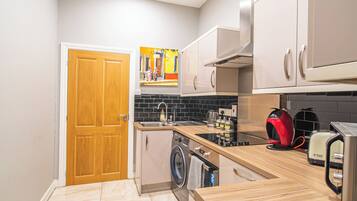 Apartment | Private kitchen | Fridge, microwave, oven, stovetop