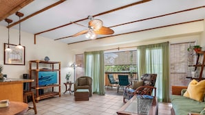 Condo, 1 Queen Bed with Sofa bed (Kona Plaza#221) | Living area - Kona Plaza#221 (Kailua-Kona)