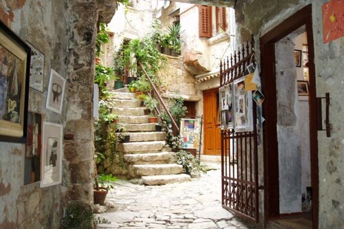 Rovinj Seaside Apartment for 3