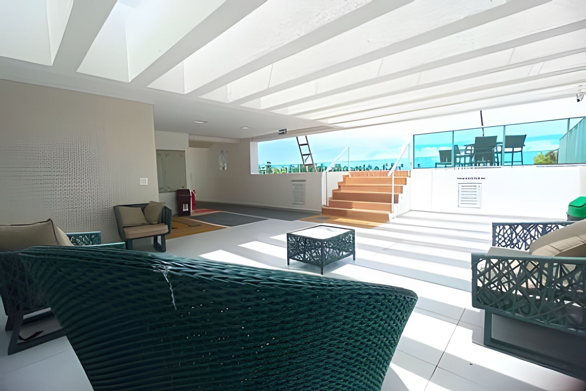 Studio tiện nghi đơn giản | Nội thất