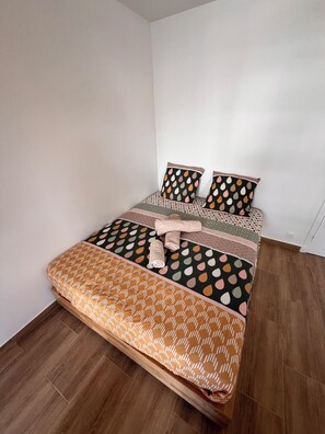 1 bedroom, free WiFi, bed sheets - Cosy new apartment Paris  (Bagnolet)