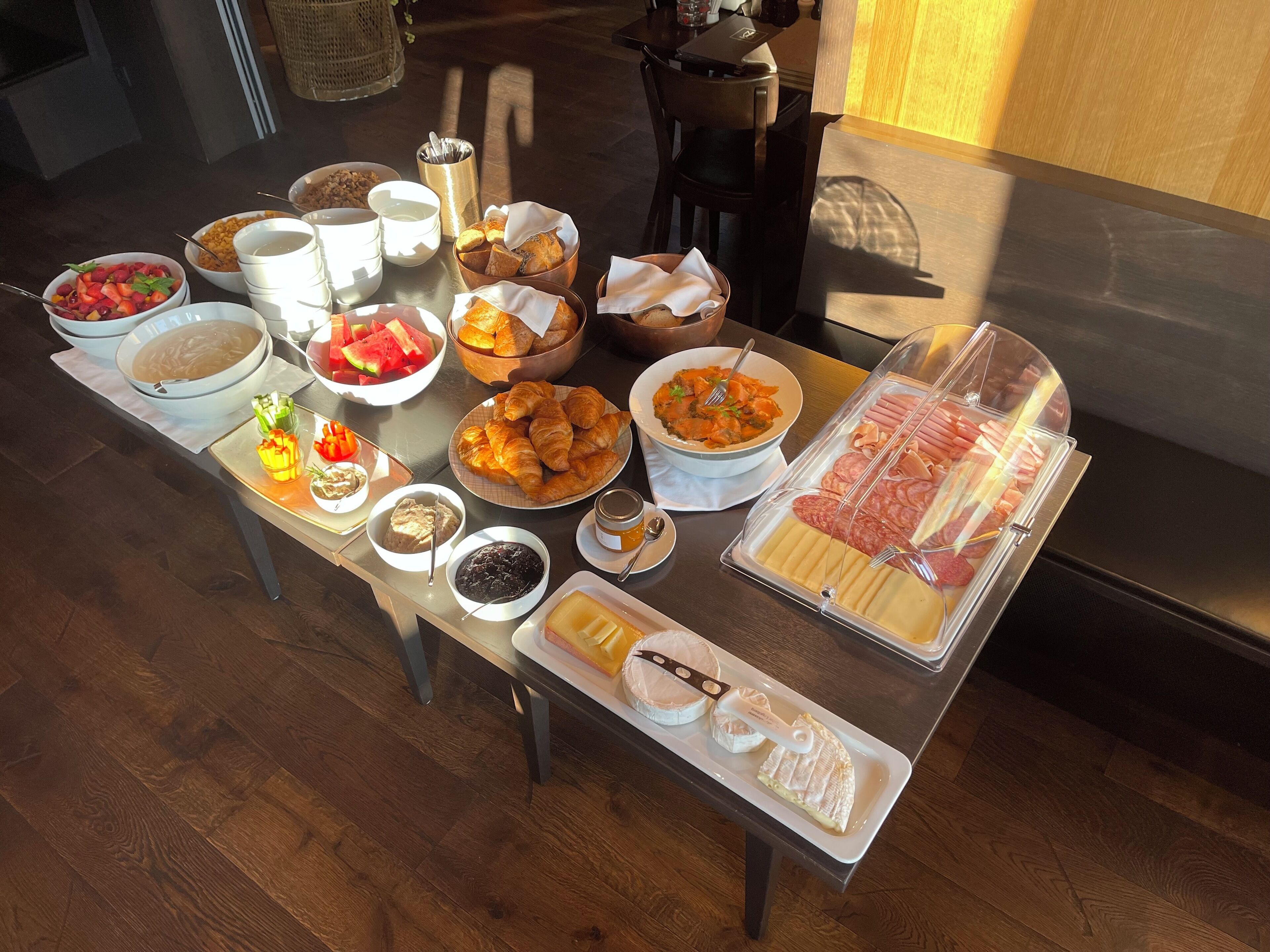 Bữa sáng buffet