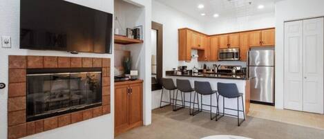 Geschirrspüler, Toaster, Mixer