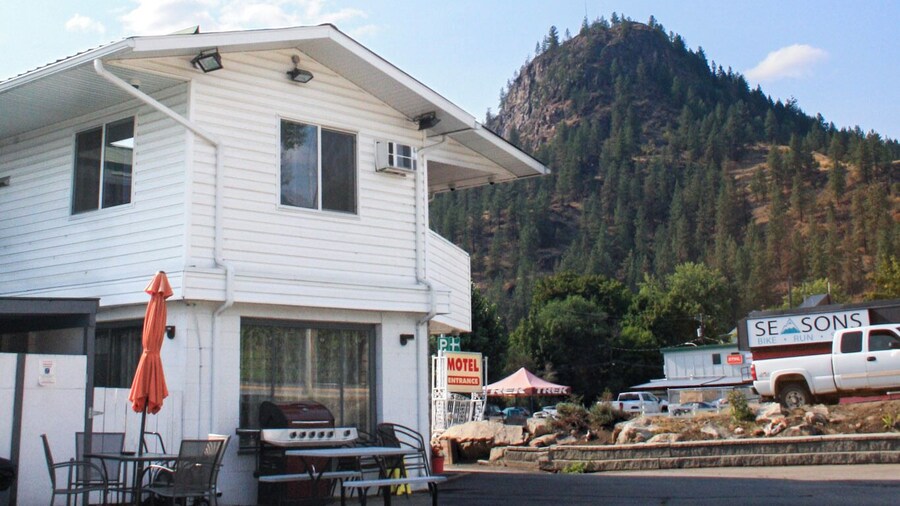 Granby River Inn Suites