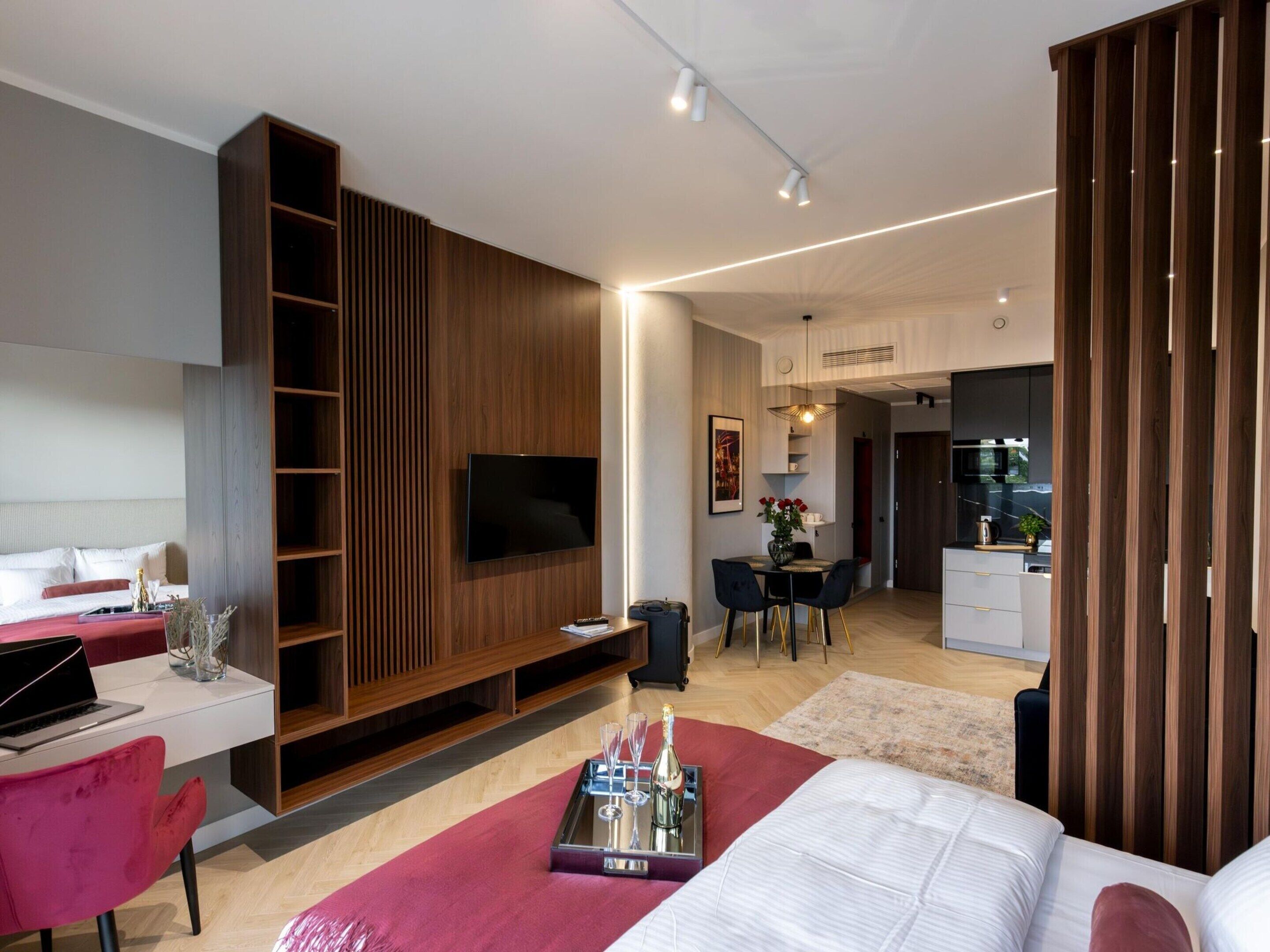 Apartment | 1 bedroom, bed sheets