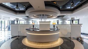 Apartment | Reception