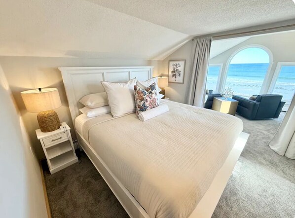 3 bedrooms, desk, iron/ironing board, travel crib