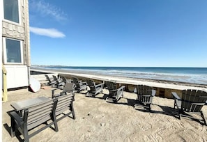On the beach, sun-loungers, beach towels - Luxurious Beachfront New England Cottage (Biddeford)