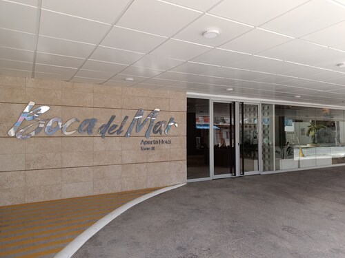 Boca del Mar III, apartment 707