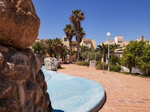 Leilighet | Basseng | Utendørsbasseng