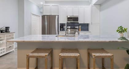 Waterside Condo in Sebastian!