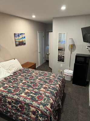 1 quarto, acesso à internet, roupa de cama