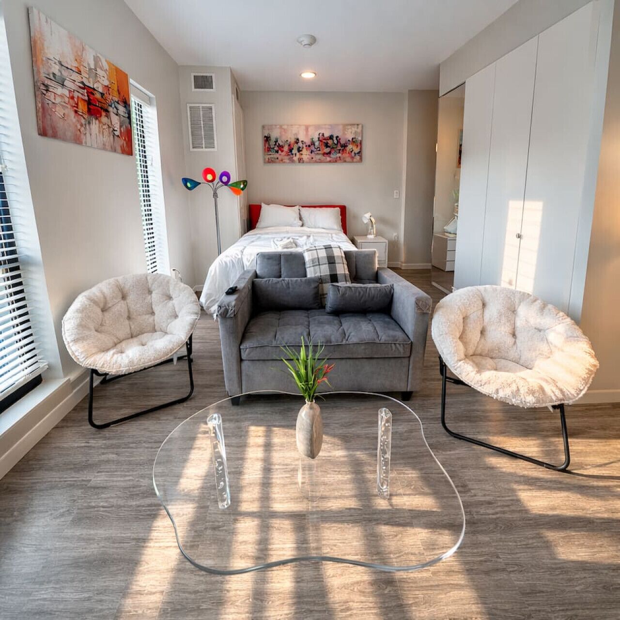 1 dormitorio, tabla de planchar con plancha, wifi