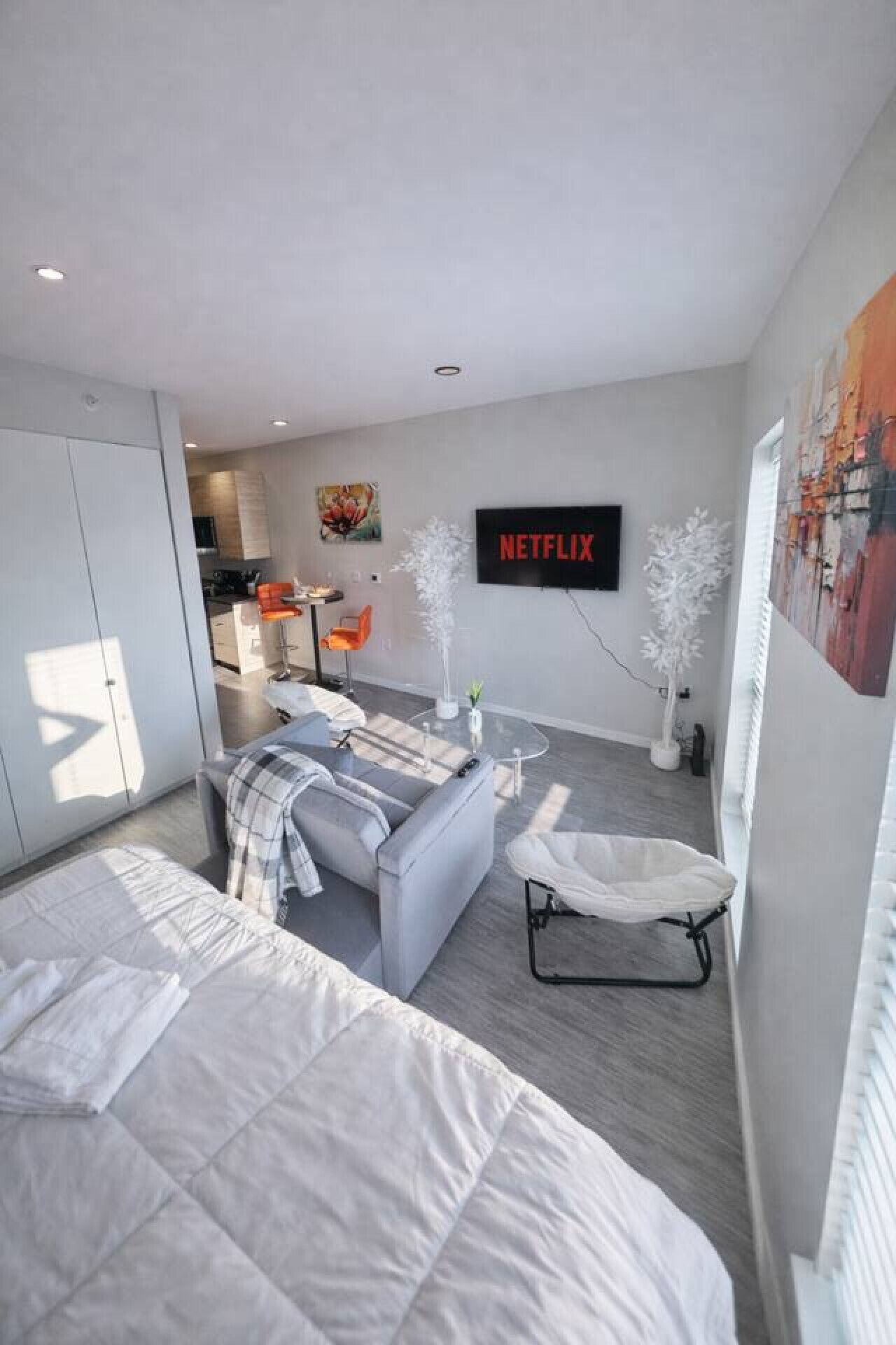 1 dormitorio, tabla de planchar con plancha, wifi