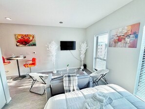 1 多间卧室、熨斗/熨衣板、WiFi