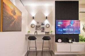 Interior - City luxury furnished 2bedroom flat at 4th floor of building.  (Lagos)