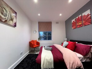 2 quartos, ferros/tábuas de passar roupa, Wi-Fi