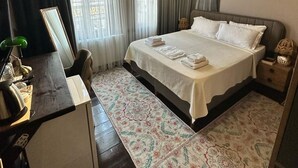 Deluxe Double Room Single Use, 1 Bedroom, City View | Premium bedding, memory foam beds, minibar, desk -  1881 ATA KONAĞI    (Mudanya)