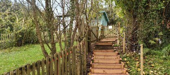 Sunrise Retreat - UK48040
