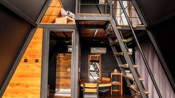 Deluxe-Zimmer, Blick auf die Wüste | Daunenbettdecken, Minibar, kostenloses WLAN, Bettwäsche