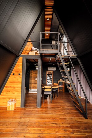 Deluxe kamer, uitzicht op de woestijn | Donsdekens, een minibar, gratis wifi, beddengoed