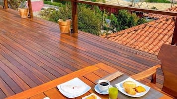 Desayuno bufé gratuito y diario