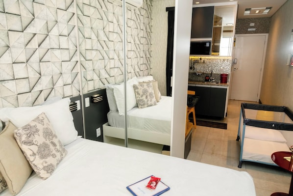 In-room safe, laptop workspace, blackout curtains, iron/ironing board