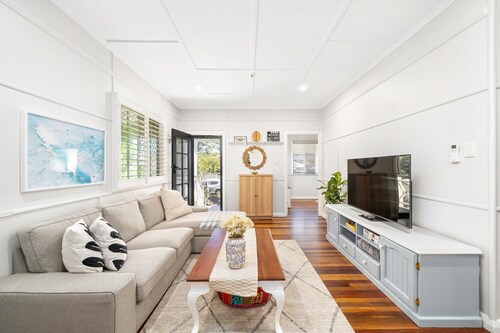 Cosy Cottage at Scarborough Beach