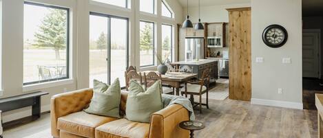 スマートテレビ、暖炉