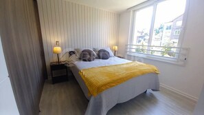 2 chambres, Wi-Fi gratuit, draps fournis