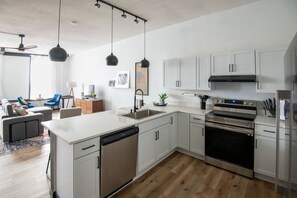 Microwave, oven, stovetop, dishwasher