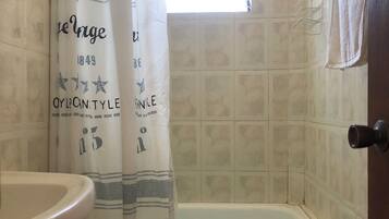 Towels, soap, shampoo, toilet paper