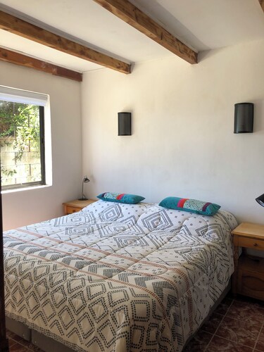 Detached, fully furnished cabin with a terrace and barbecue, just steps from Playa Negra,