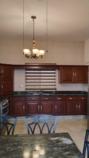 Shared kitchen facilities - CUMBRESUITES (Monterrey)