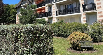 A little Normandy getaway just 5 minutes from the sea!