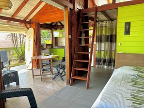 1 chambre, fer et planche à repasser, Wi-Fi, draps fournis
