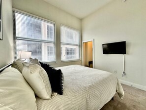 2 bedrooms, desk, iron/ironing board, travel crib