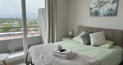 Amazing Santiago apartment with a pool, perfect for couples