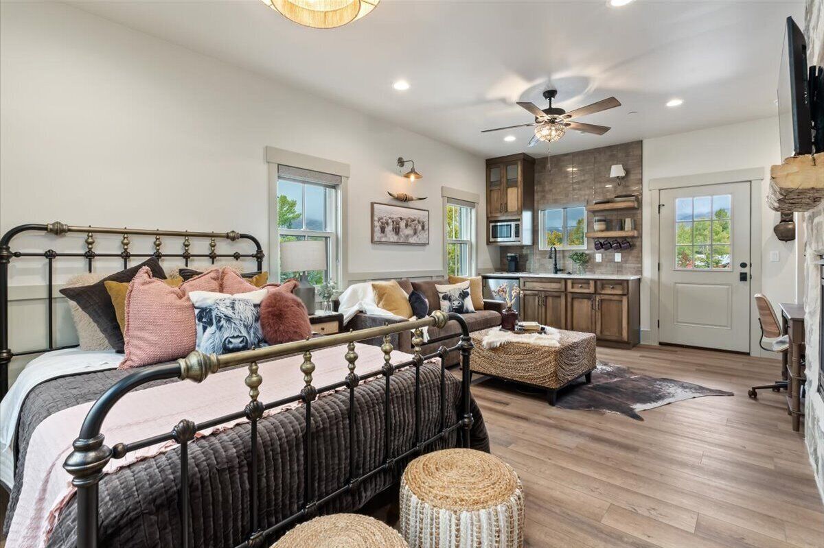 1 habitación, escritorio, wifi gratis y ropa de cama 